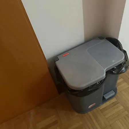 100 M2 In Pensjonat Sarajewo